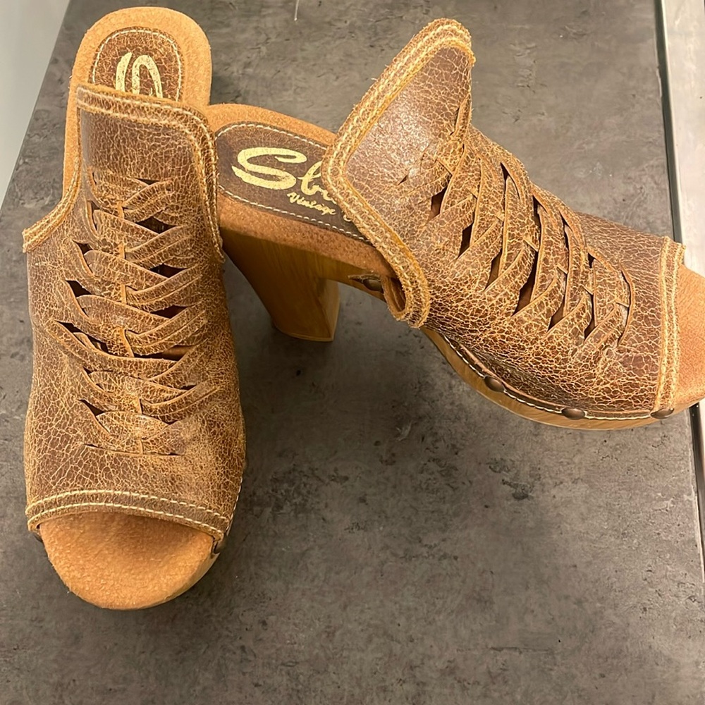 Sbicca Vintage Collection wooden platforms size 8